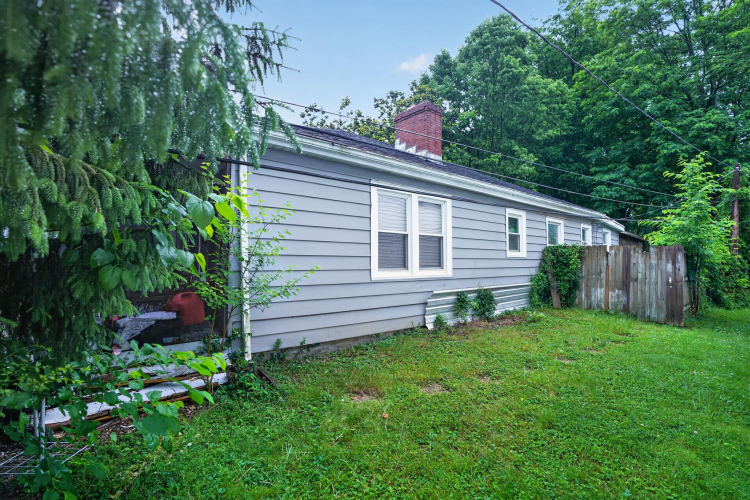 Listing Image 29