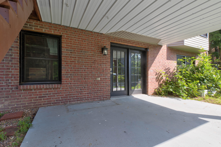 Listing Image 45