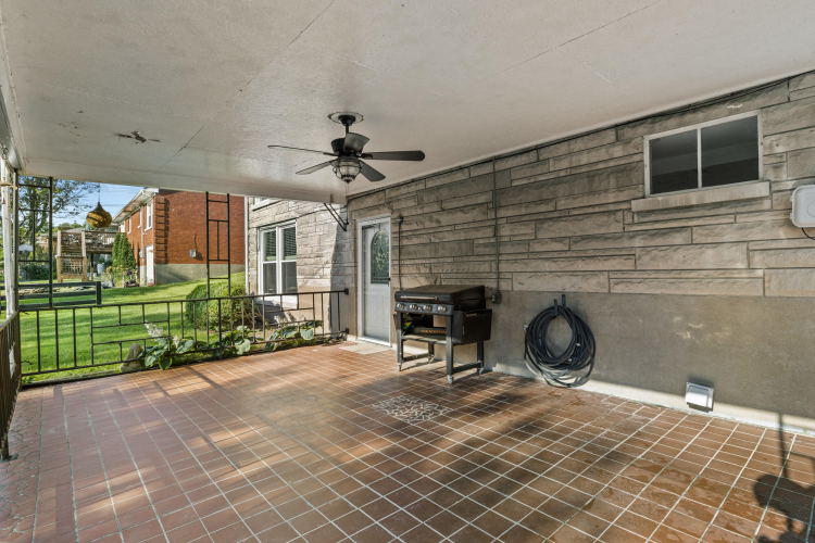 Listing Image 25