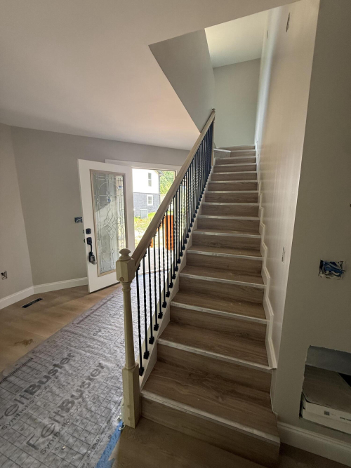 Listing Image 8