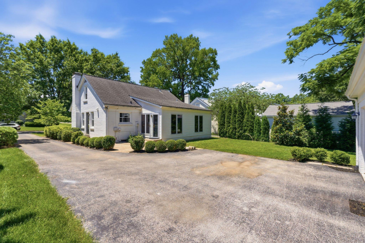 Listing Image 57