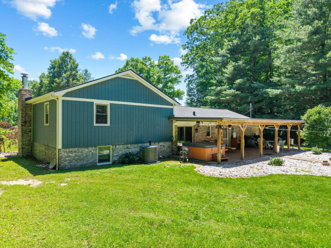 Listing Image 9