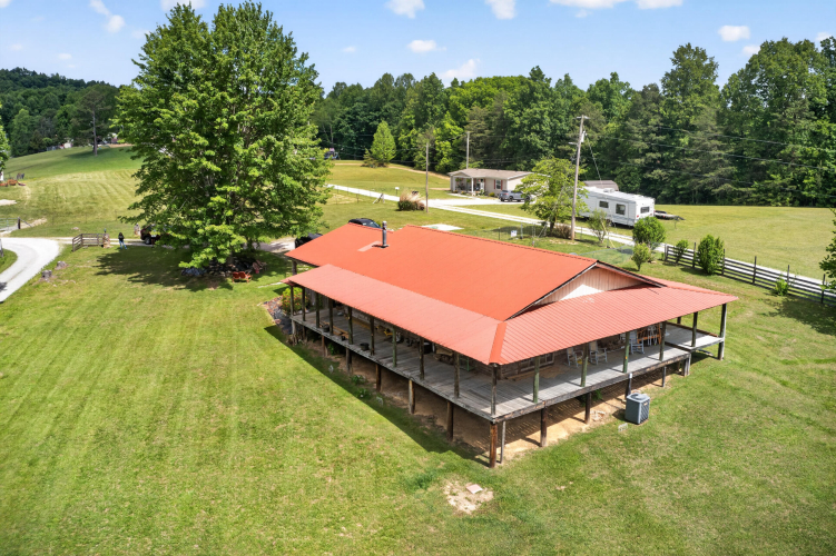 Listing Image 28