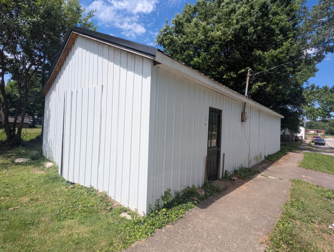 Listing Image 14
