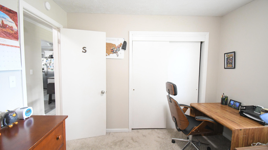 Listing Image 20