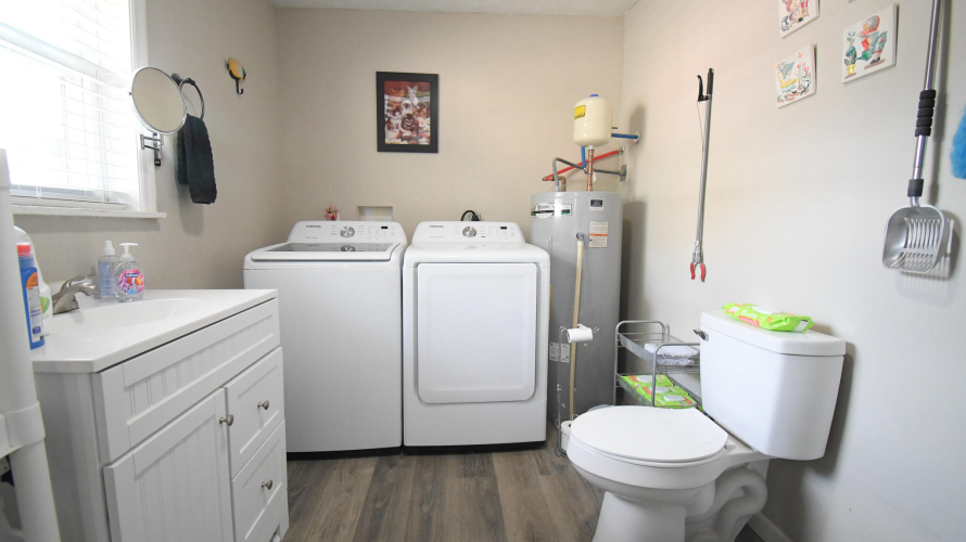 Listing Image 22