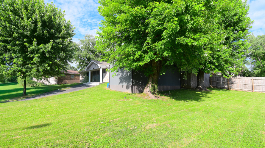 Listing Image 25
