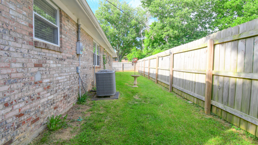 Listing Image 27