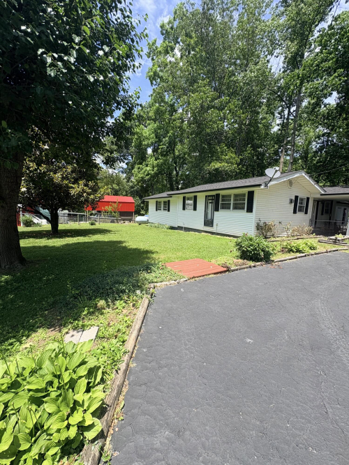 Listing Image 16