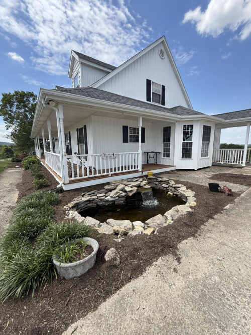 Listing Image 4