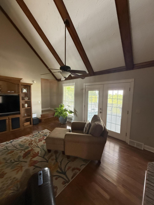 Listing Image 50