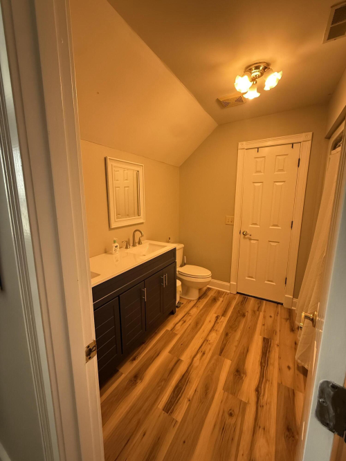 Listing Image 83