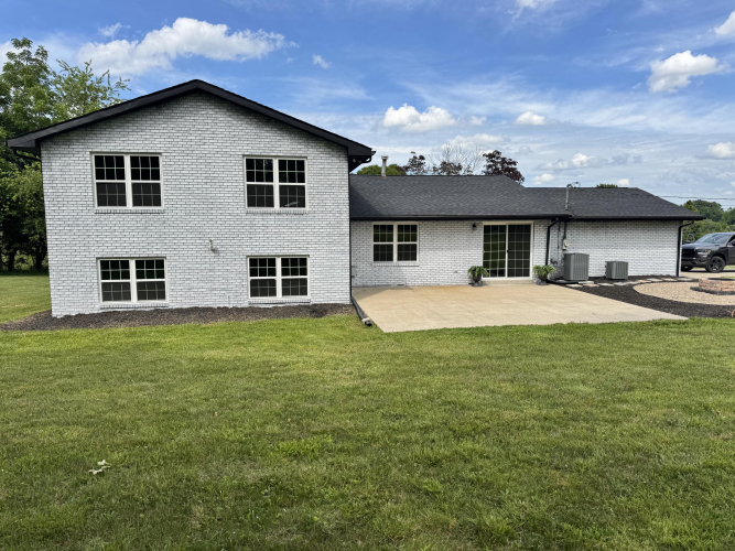 Listing Image 8