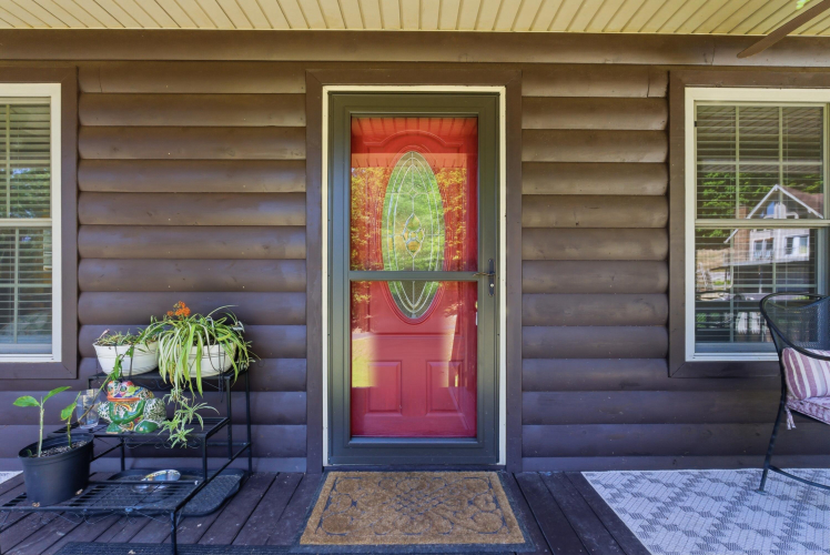 Listing Image 5