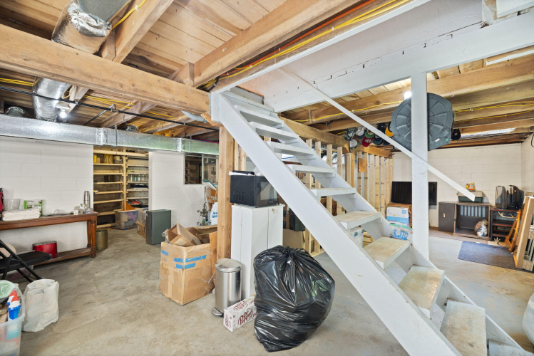 Listing Image 35