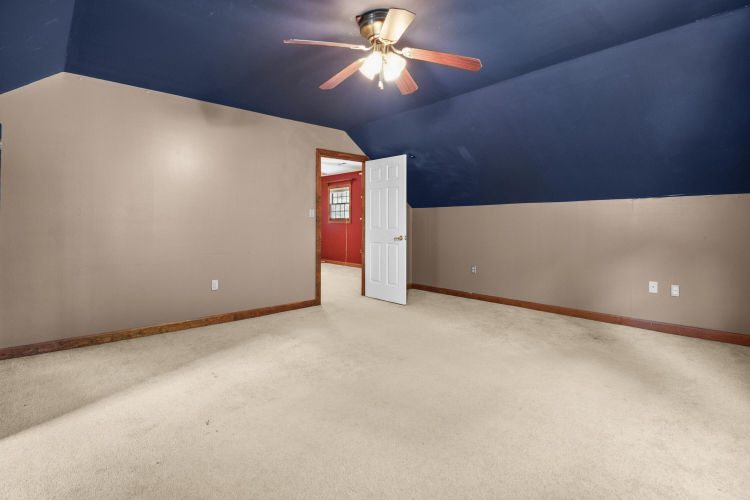 Listing Image 29