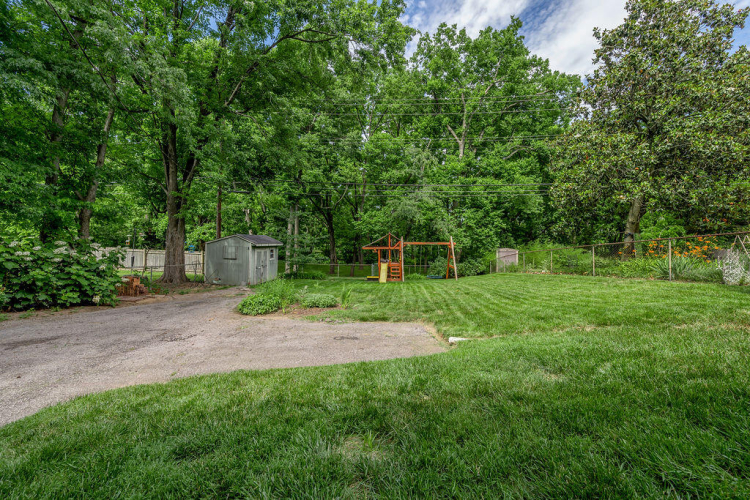 Listing Image 33