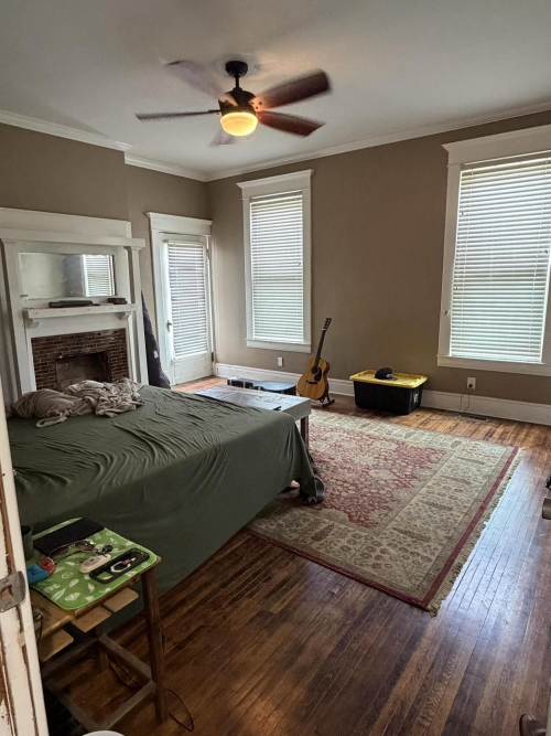 Listing Image 9