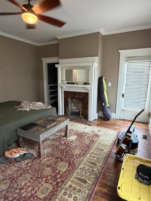 Listing Image 10