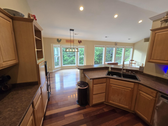 Listing Image 27