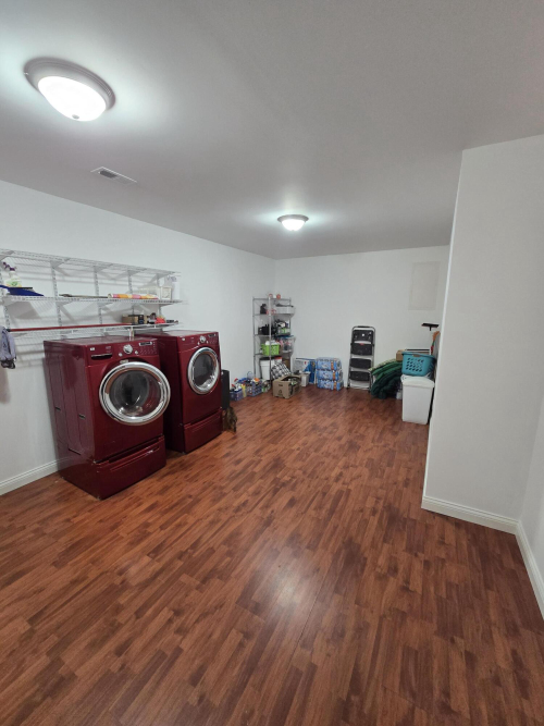 Listing Image 38