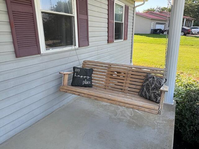 Listing Image 5