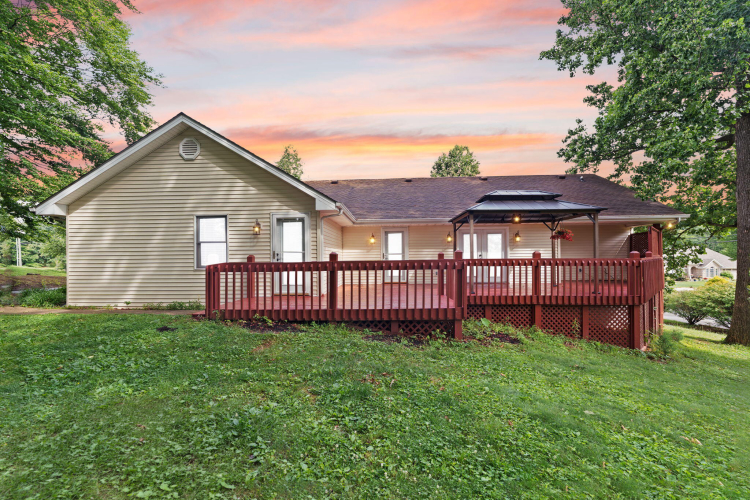 Listing Image 79