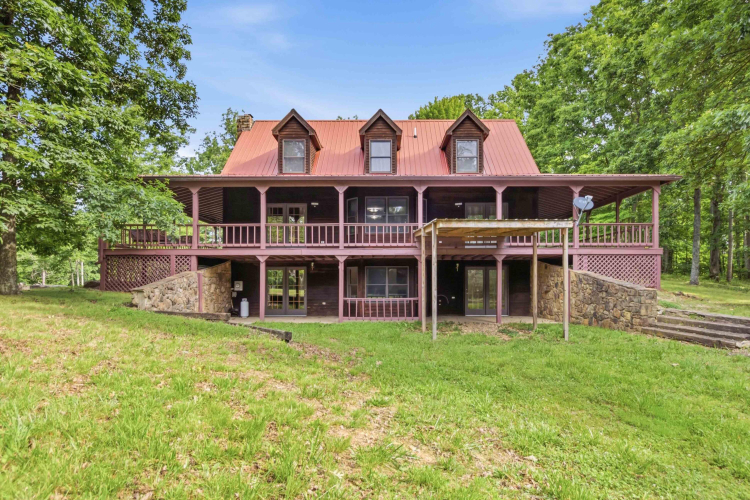Listing Image 4