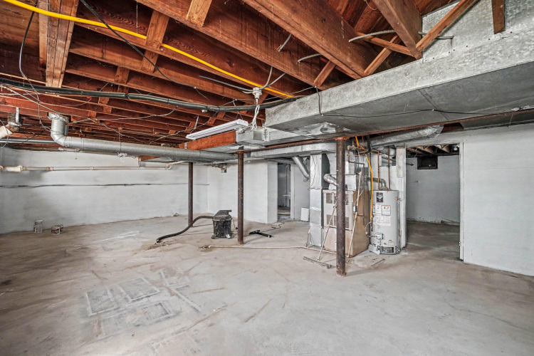 Listing Image 34