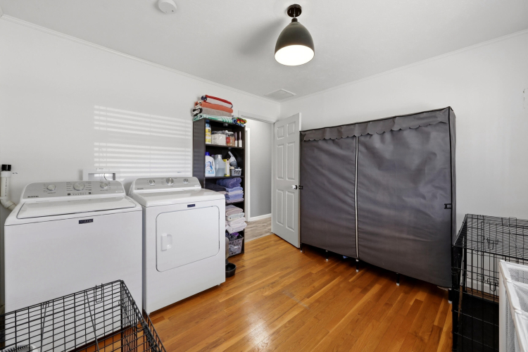 Listing Image 20