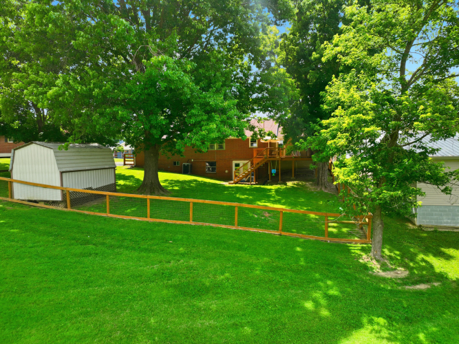 Listing Image 46