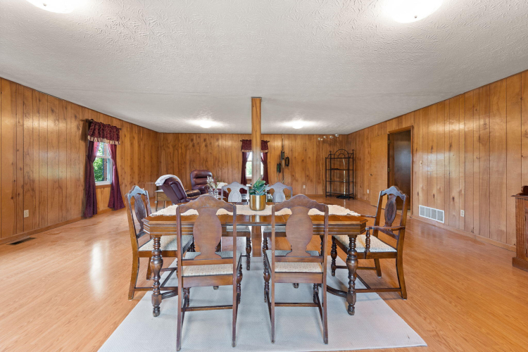 Listing Image 51