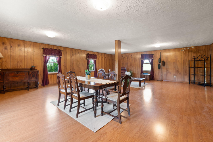 Listing Image 53