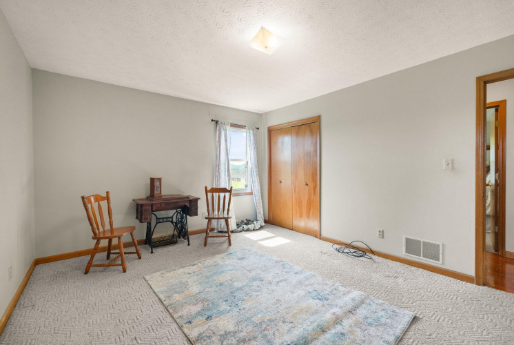 Listing Image 63