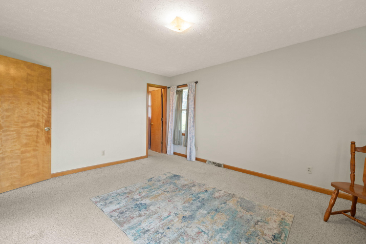 Listing Image 66