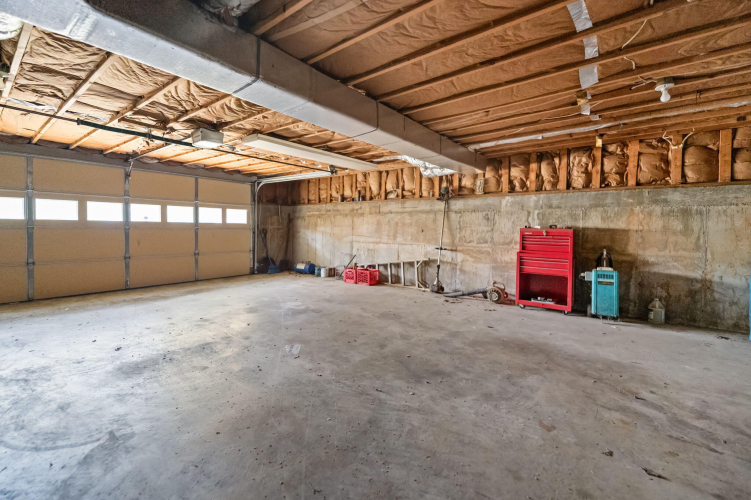 Listing Image 90