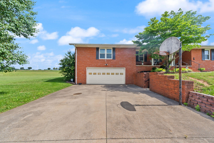 Listing Image 96