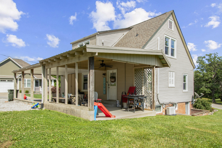Listing Image 11