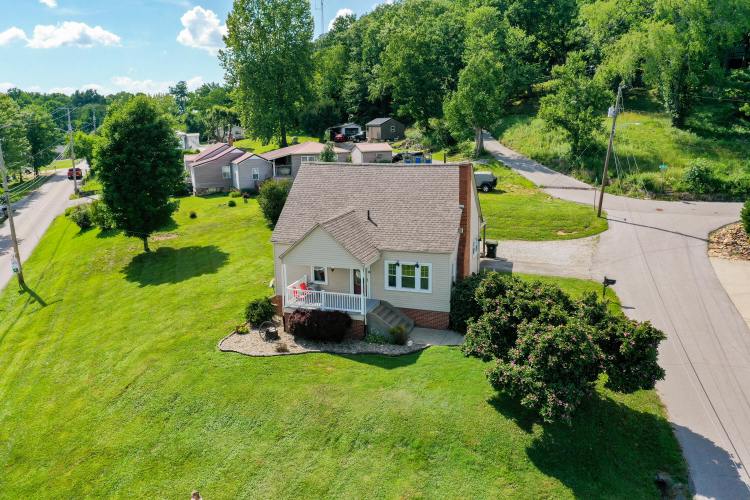 Listing Image 8