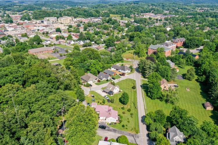 Listing Image 76