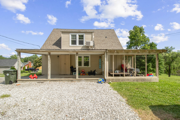Listing Image 9