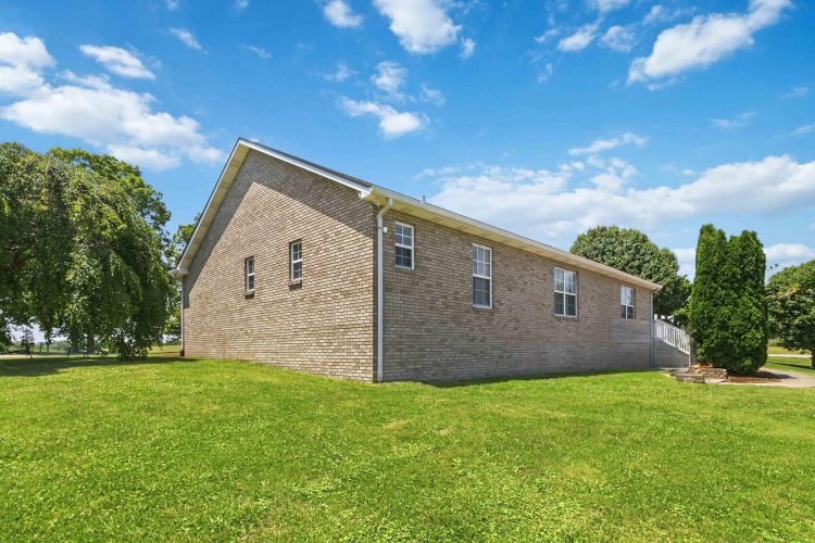 Listing Image 39