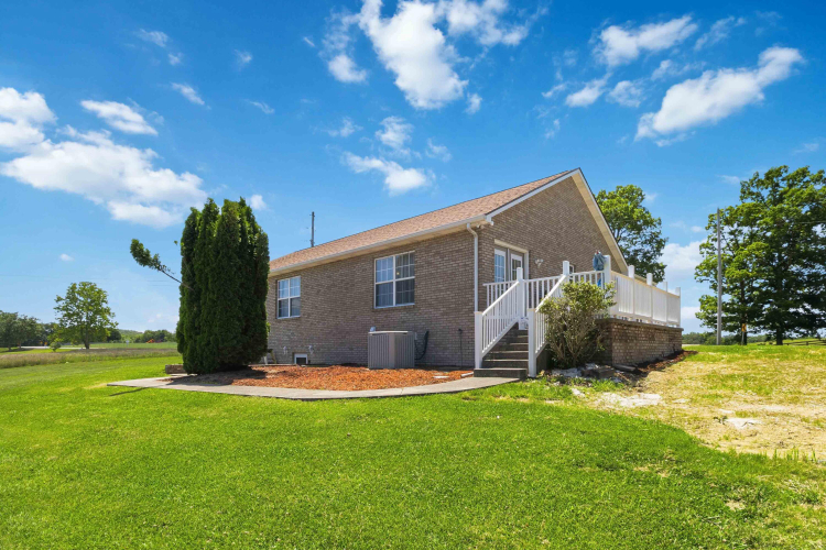 Listing Image 41