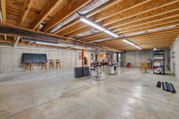 Listing Image 37