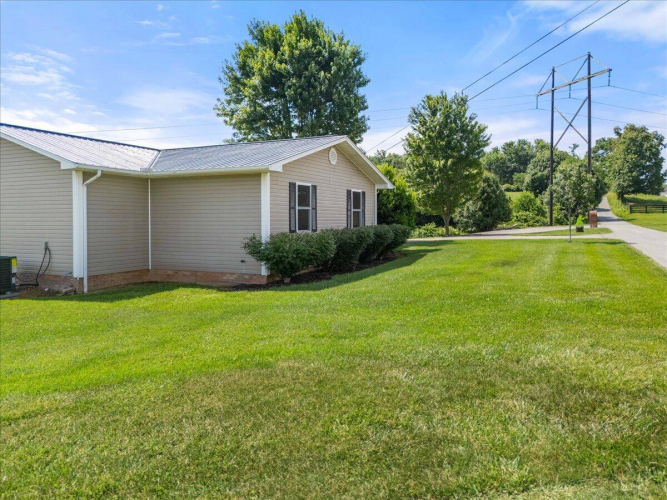 Listing Image 21