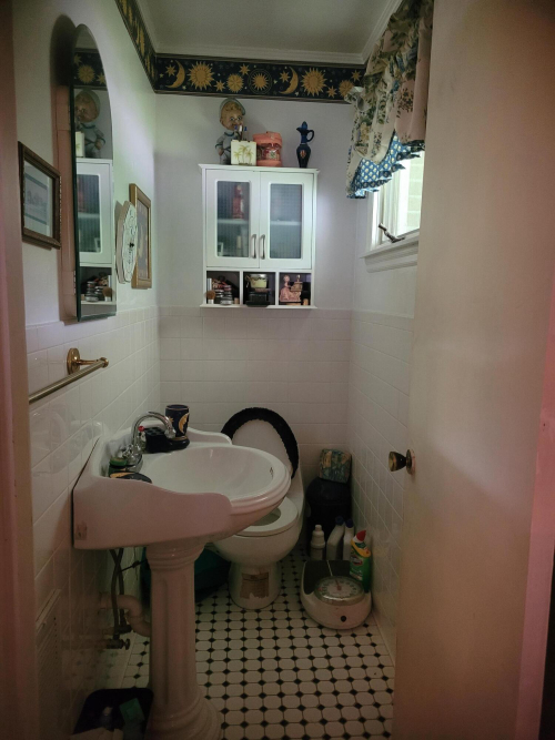 Listing Image 7