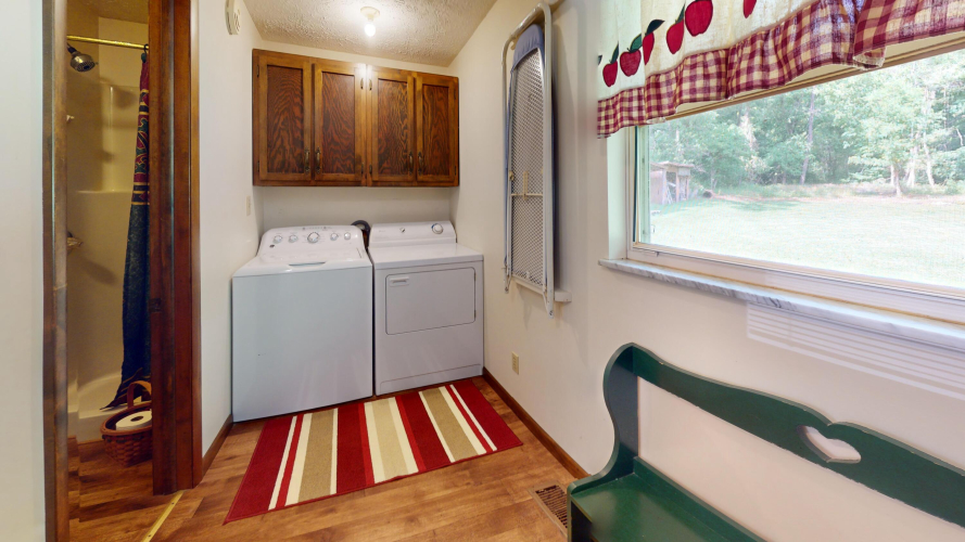 Listing Image 17