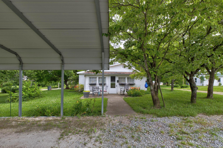 Listing Image 23