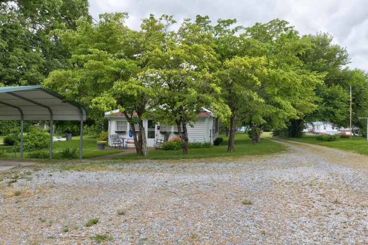 Listing Image 24