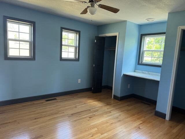 Listing Image 27